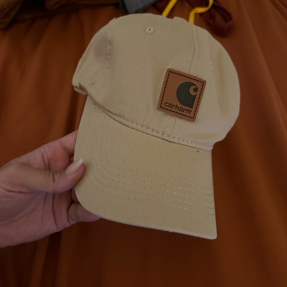 Carhartt hat